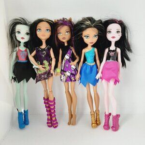 Monster High Doll Lot Of 5 Clawdeen Wolf, Cleo De Nile, Draculaura